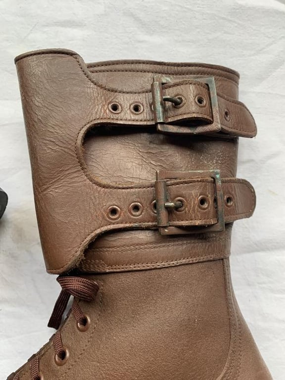U.S. Buckle Boots -1944-