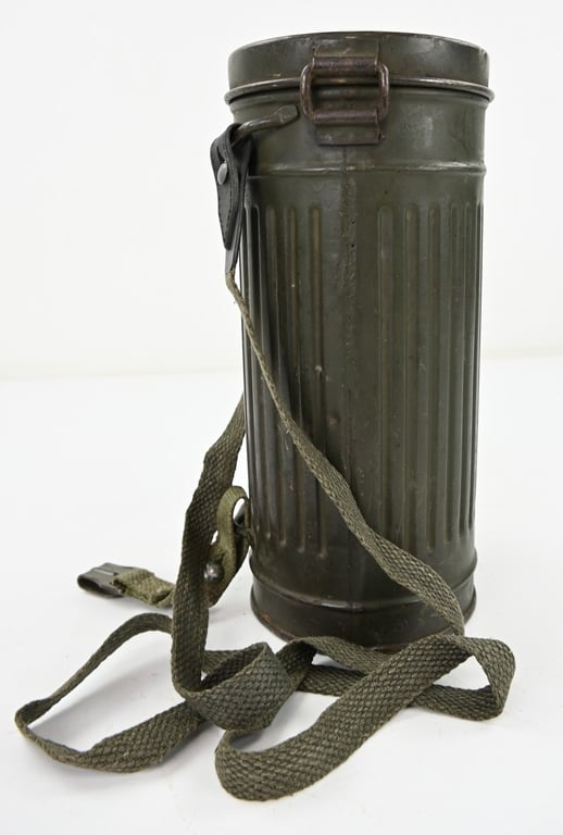 German Wehrmacht (Heer) M31 Gasmask & Cannister.