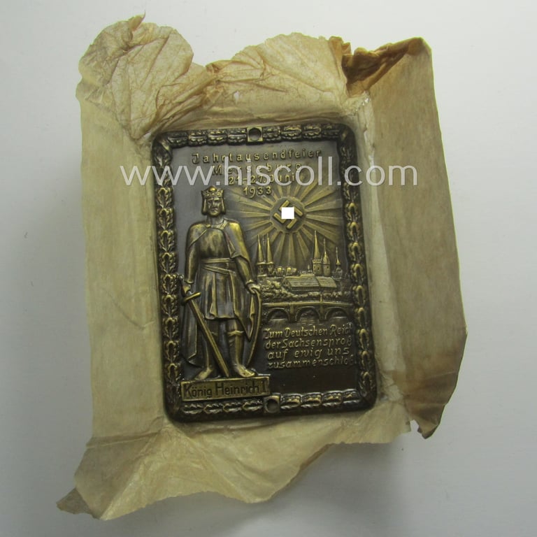 Superb - very detailed and most certainly scarcely found! - neatly golden-bronze-coloured (and I deem 'bronze'-based-) so-called: 'door-plaque' (ie. 'Türplakette') entitled: 'Jahrtausendfeier Merseburg - 21. 27. Juli 1933'