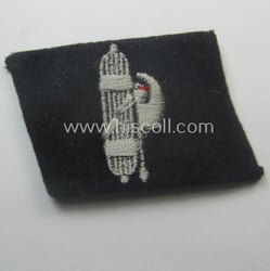 Waffen-SS, EM- (ie. NCO-) type collar-tab : '29....