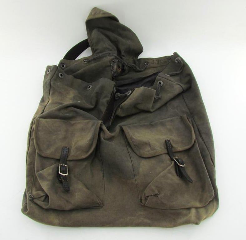 DRK 'Helferin' Uniform Complete with Shoes