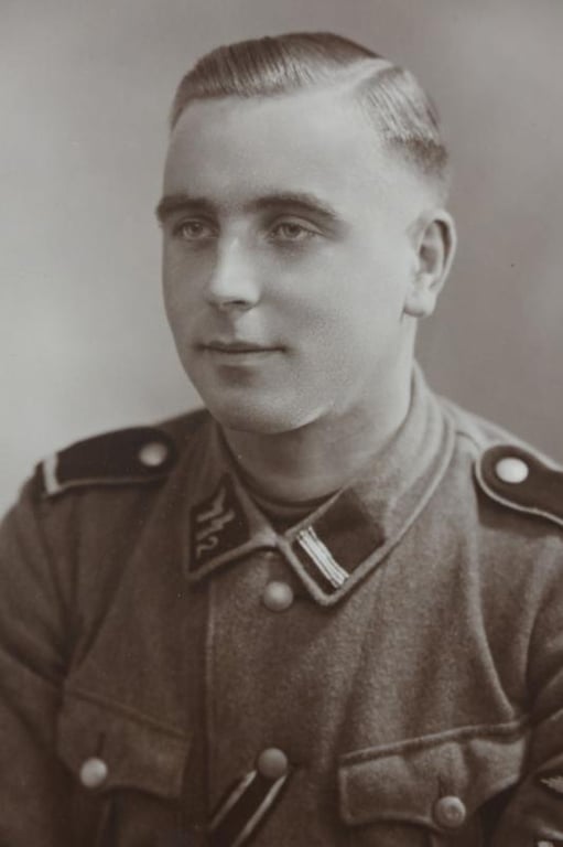 German SS-VT Portrait Picture 'Germania' Holland