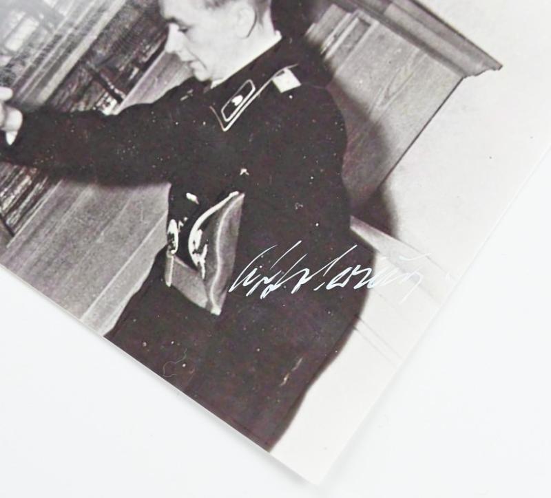 Signature of WH KC-OLC Recipient 'Otto Carius'