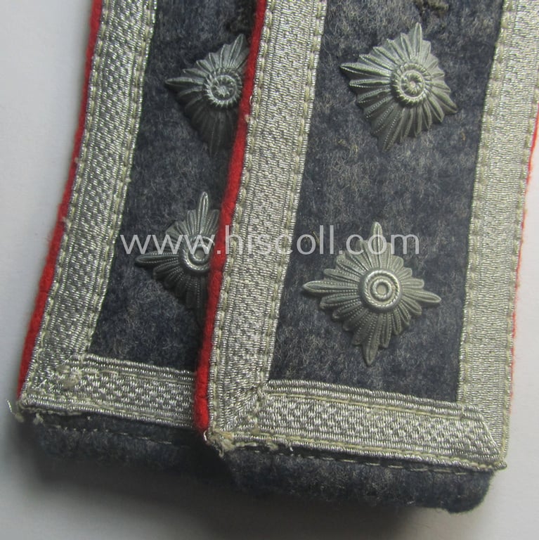 Neat - and/or fully matching! - pair of WH (Luftwaffe) 'privately-purchased' NCO-type shoulderstraps as piped in the bright-red branchcolour as was intended for an: 'Oberfeldwebel o. Oberwachtmeister der Flak-Art.-Trpn.'