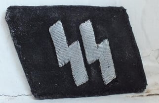 Waffen SS bullion style NCO  collar tab