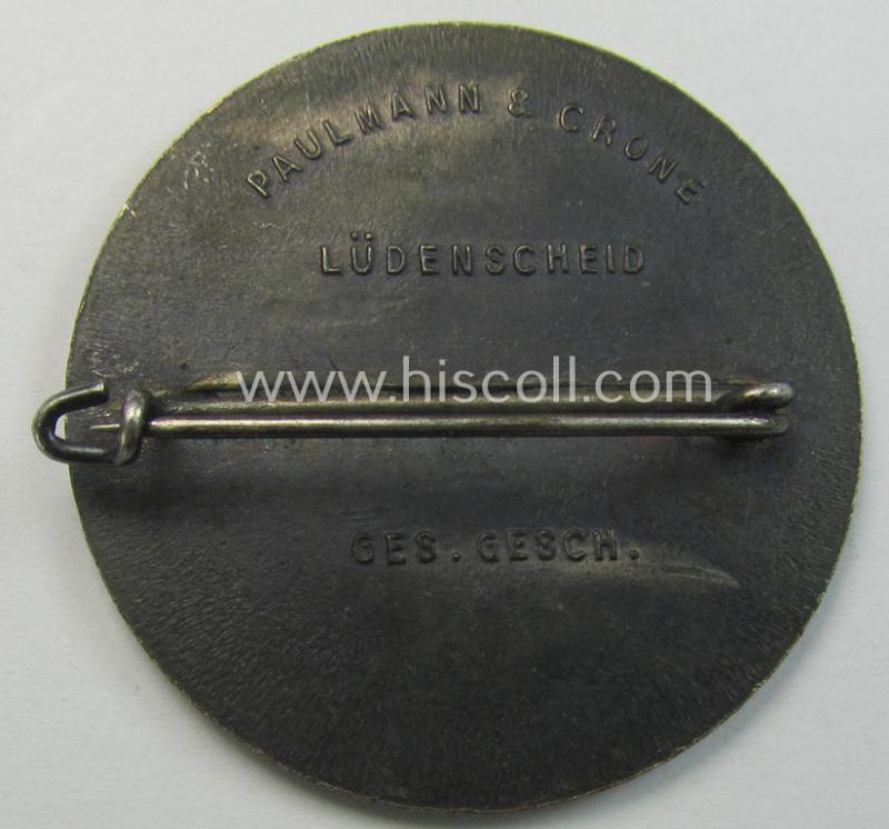 Commemorative, silvered 'Buntmetall'-based N.S.D.A.P.- (ie. WHW-) related 'tinnie' being a maker- (ie. 'Paulmann u. Crone'-) marked example depicting Adolf Hitler and showing the text: 'Hitler's Dank - Winterhilfe 1933-1934 - Gau Westfalen-No...