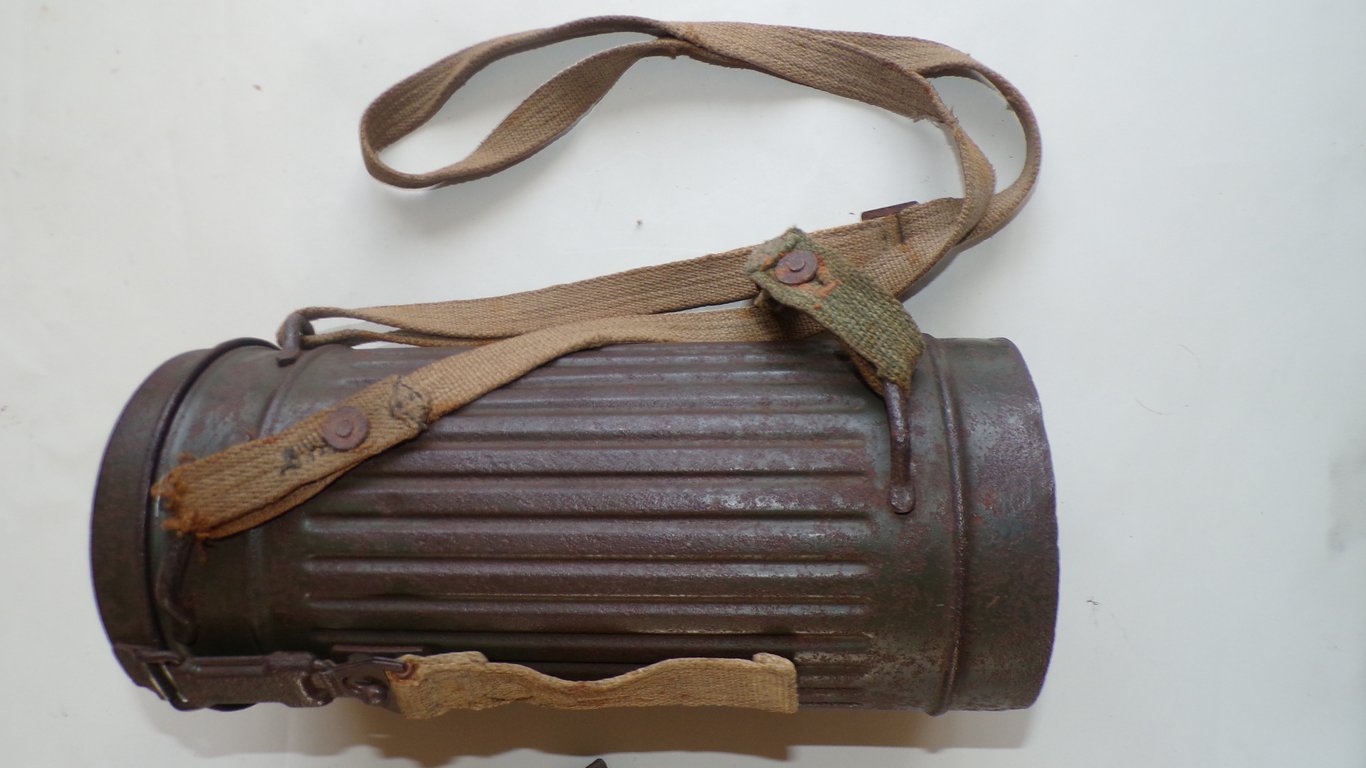WWII German M38 Gas Mask Set Matching Numbers