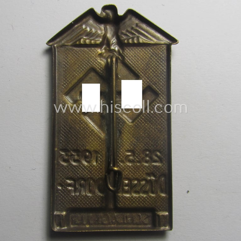 Attractive - and actually scarcely encountered! - HJ ('Hitlerjugend') related 'tinnie' being a non-maker-marked example showing the text: 'Schlageter HJ-Gebiets-Jugendtag - Düsseldorf - 28.5.1933'