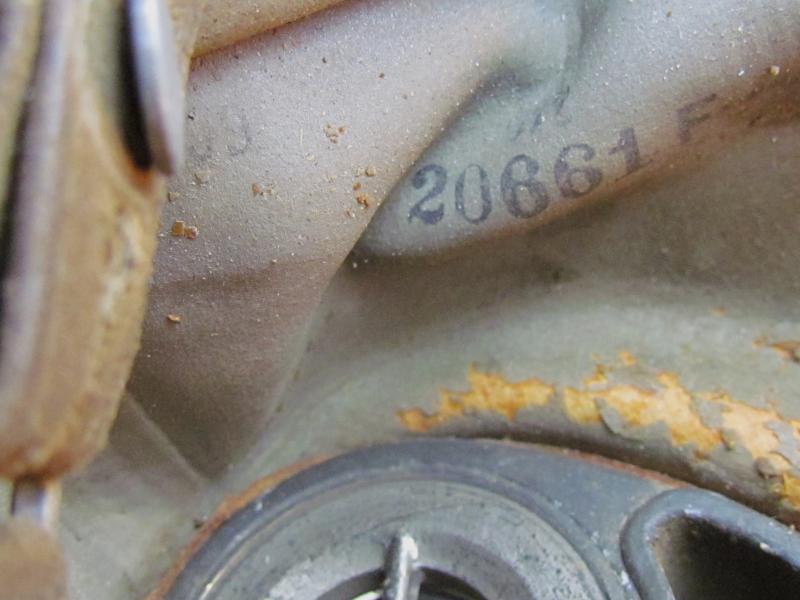 Reichswehr /Wehrmacht Early Short Gasmask Cannister ( complete )