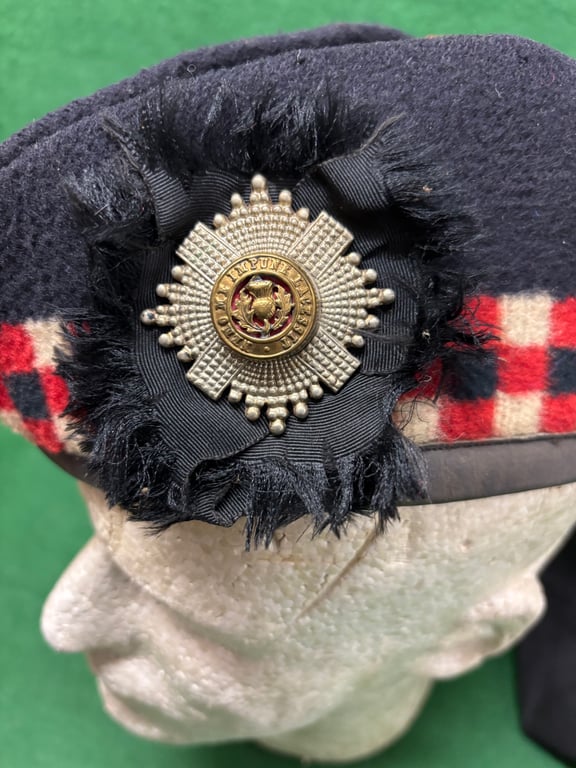 WW1 7th Battalion The Royal Scots Glengarry with Photo and NCOs Sash