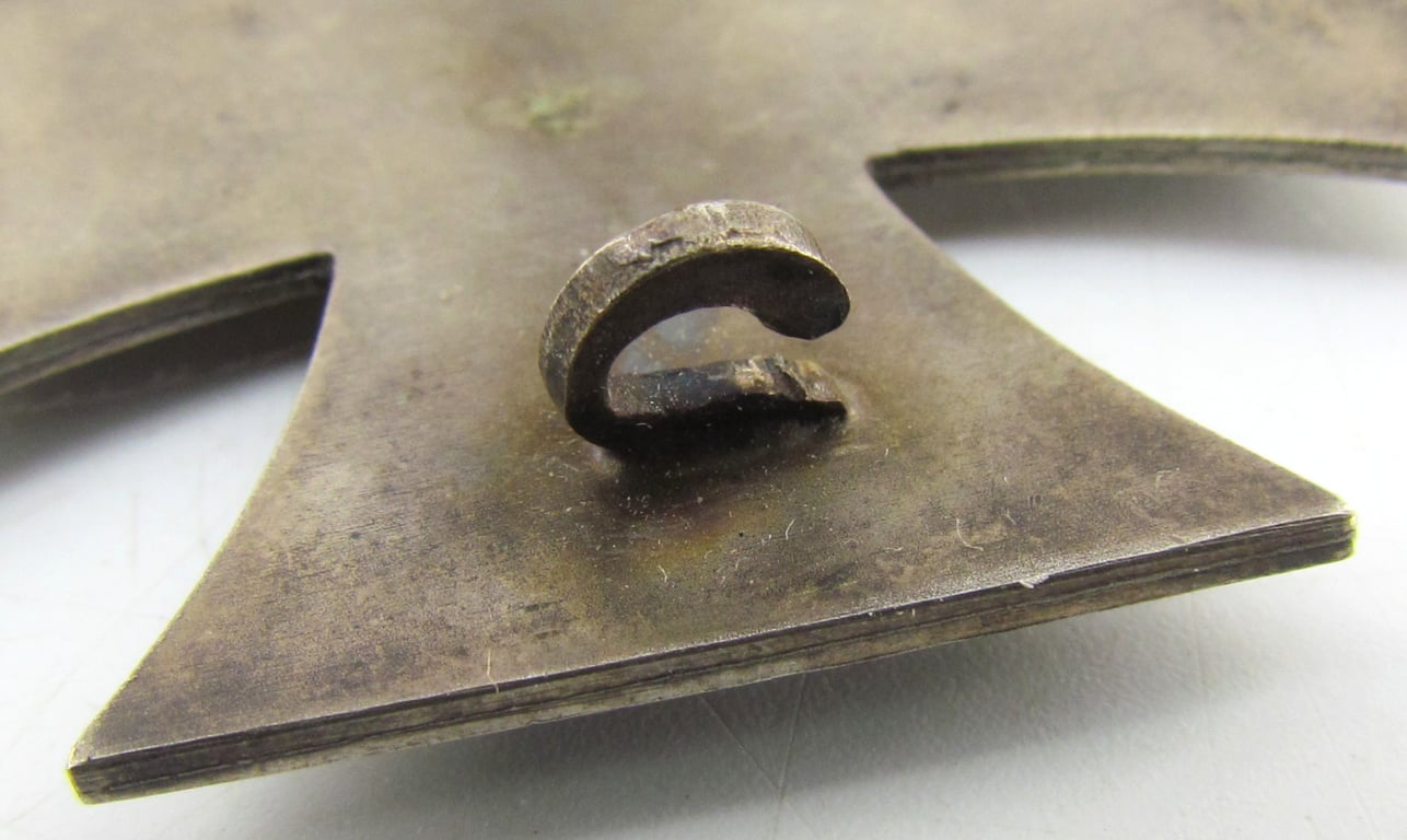 Iron cross 1st class ( EK1 ) Brass Core in Case