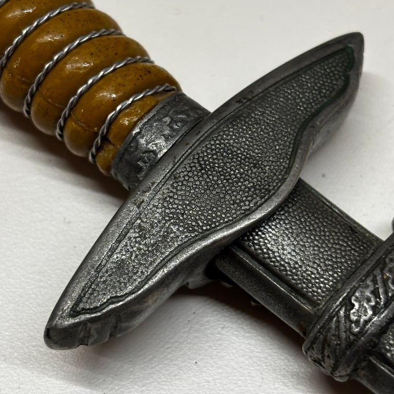 Miniature 2nd Pattern Luftwaffe Dagger