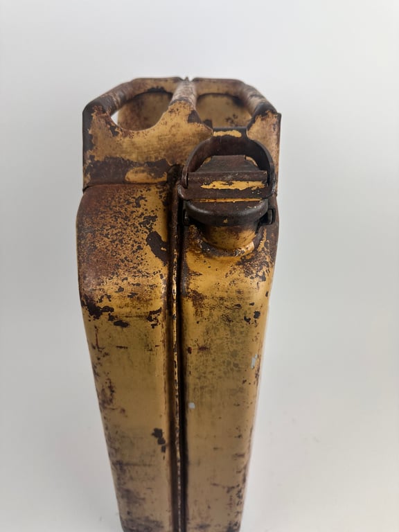 Wehrmacht Jerrycan Tan collor