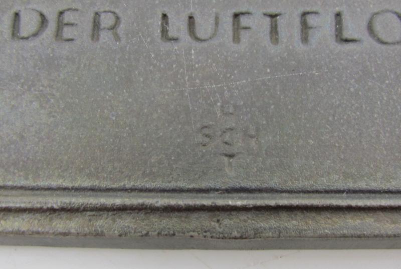 Luftwaffe non-portable award for accomplishments in the East