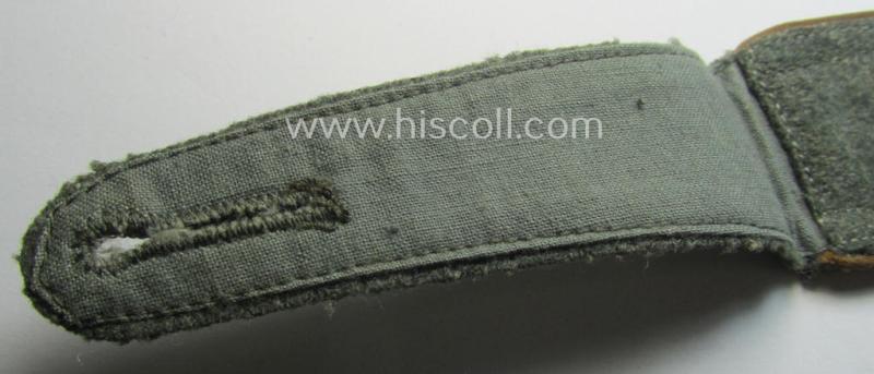 Single, 'M40 o. M43'-pattern, WH (Heeres) NCO-type shoulderstrap: 'Uffz. u. Mitglied des Krads.btle. der Pz.Div. u. Inf.Div.(mot)'