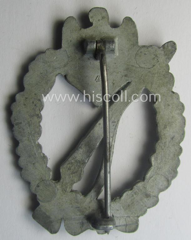 Attractive - and mininally used! - 'Infanterie-Sturmabzeichen in Silber' (or: silver-class infantry-assault badge ie. IAB) being a neatly maker- (ie. '4'- or: 'Metall u. Kunststoff'-) marked example as executed in silverish-coloured 'Feinzink...