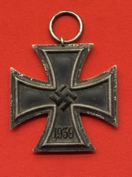 WWII GERMAN IRON CROSS 2ND EXAMPLE.