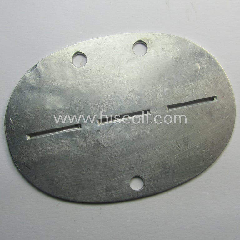 Aluminium-based, WH (Heeres) 'Panzer- o. Panzerjäger'-related ID-disc bearing the clearly stamped unit-designation that reads: 'Stamm-Kp./Pz.Jg.Ers.Abtl. 8' and that comes as issued and/or worn