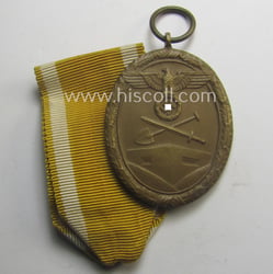Medal-set: 'Deutsches Schutzwall Ehrenzeichen' (aka: 'Westwall'-medal) being a...