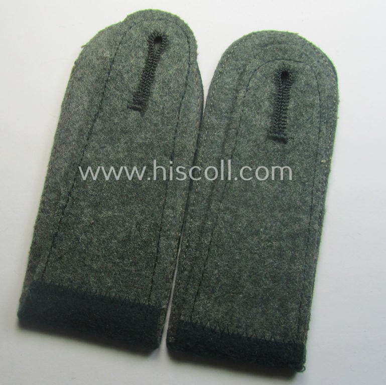 Very unusual pair of WH (Heeres), non-piped(!) EM-type M40-pattern shoulderstraps: 'Soldat der Infanterie-Trpn.'