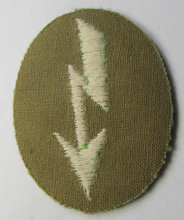 Neat, WH (Heeres) 'tropical-styled'- and early-pattern, trade- and/or special-career insignia (or: 'Signal Blitz') as was intended for usage by a soldier who served within the: 'Panzer-Grenadier-Truppen'