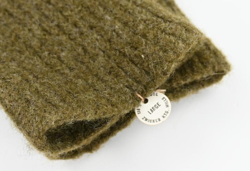 US WW2 Wool Knitted Mittens