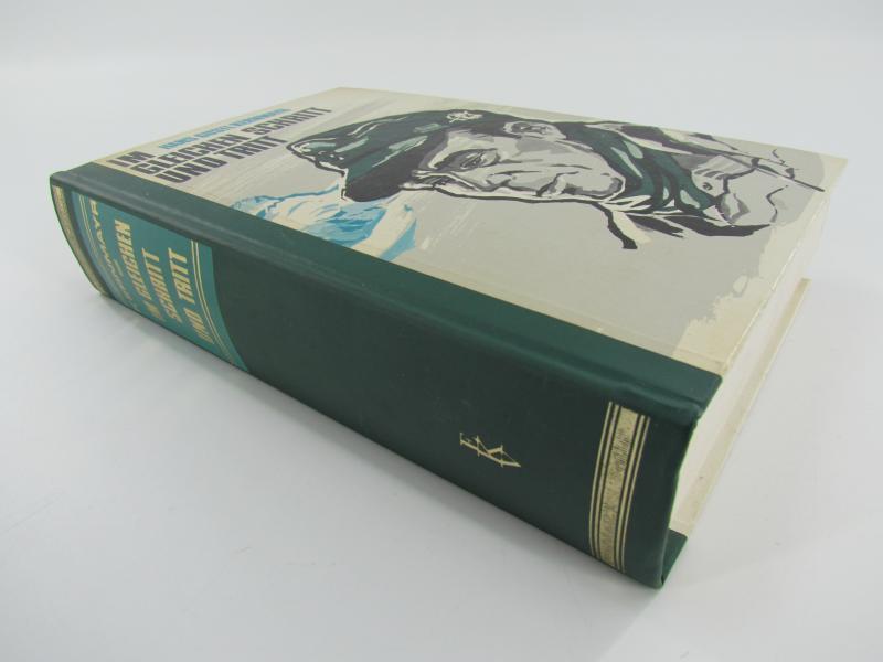 Book : Im gleichen Schritt und Tritt ( Trilogie  )