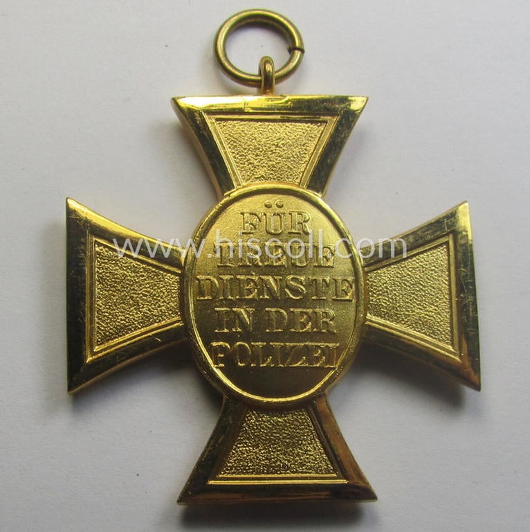 Golden-class 'Pol.-Dienstauszeichnung 1. Stufe' (or: police loyal-service medal first-class) that comes stored in its period, green-coloured (and luxuriously styled!) etui and that comes with its accompanying (shortened) ribbon (ie. 'Bandabschnitt')