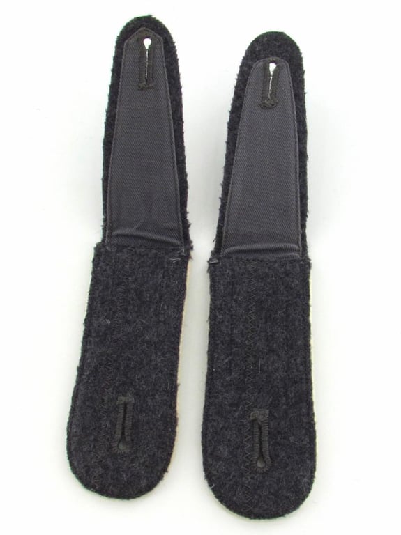 Luftwaffe ‘Hermann Göring’ division EM shoulder boards