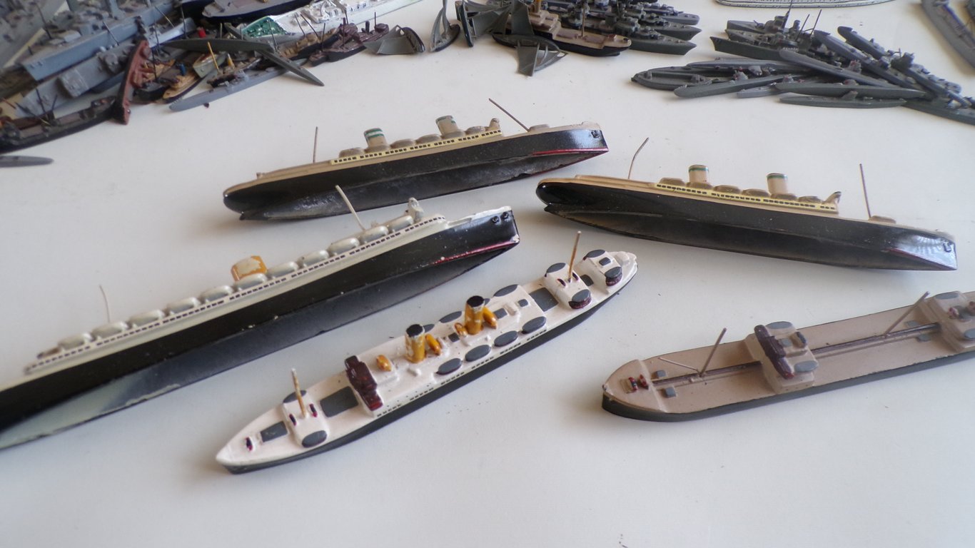 WWII 119x Wiking  tactical identification ships