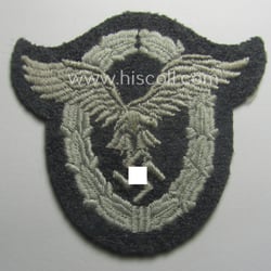 Attractive, WH (Luftwaffe) 'Flugzeugführerabzeichen in Stoff' or: pilots'-badge)...