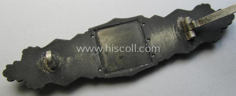 Attractive, 'Nahkampfspange in Silber' (or: silver-class close-combat clasp ie. CCC) being a non-maker-marked- and/or minimally converse-shaped so-called: 'six-dot'-specimen as was produced by a to date unidentified maker- (ie. 'Hersteller')