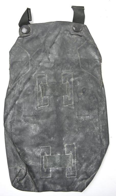 German WH M31 Gascape Pouch