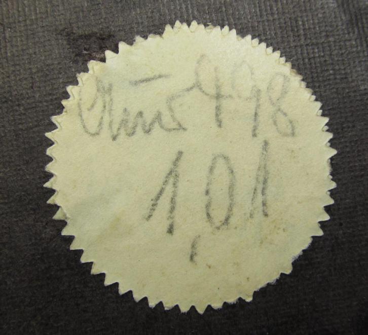 Superb example of a WH (Luftwaffe) so-called: 'Fliegerschützen-Abzeichen mit Blitzbündel in Stoff' (or: cloth air-gunners-badge with lightning bolts) being a machine-stitched- and/or nicely 'padded' specimen that still shows its inventory-etiket