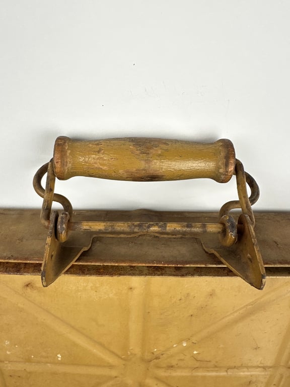 German WW2 Ammo Box for Flak 3,7 cm "Tan"