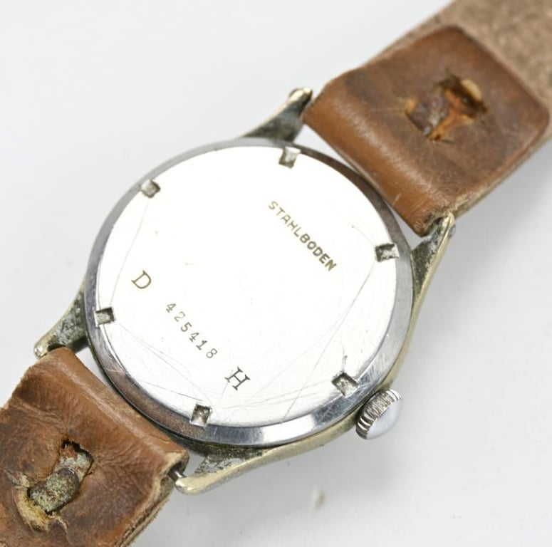 German WH Working Wrist Watch 'Record Watch Co.'