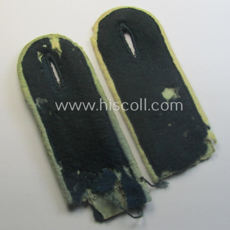 Relic pair  WH (Heeres) 'cyphered' EM-type shoulderstraps: 'Sld. des Wachbatallions Berlin'