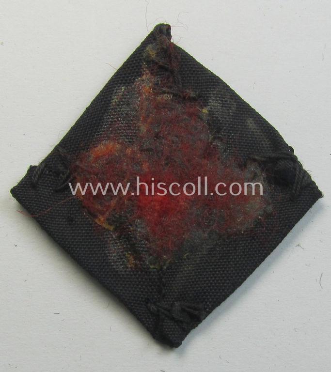 Attractive - truly used and actually scarcely encountered! - WH (Heeres ie. 'Panzer') 'standard-issue'-pattern side-cap-cocarde (ie. 'Kokarde für Panzer-Schiffchen') being an example as executed in so-called: 'BeVo'-weave pattern