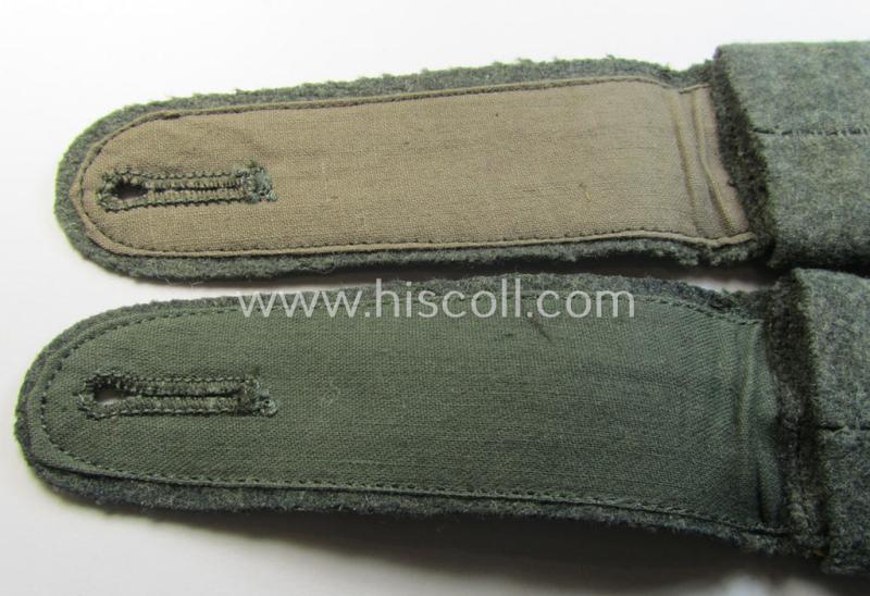 Superb - and fully matching! - pair of mid-war-period, so-called: 'M41 o. M43'-pattern, WH (Heeres) EM-type shoulderstraps that comes with its accompanying 'Überschube'-pair as intended for a: 'Soldat des Kav.-Aufklärungs-Abts. 36'