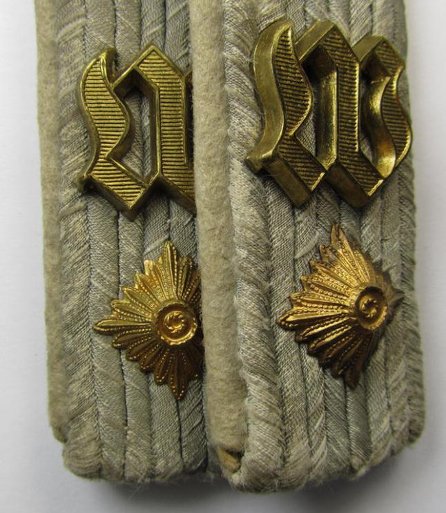 Superb - and fully matching! - pair of WH (Heeres) neatly 'cyphered', officers'-type shoulderboards as was intended for usage by an: 'Oberleutnant u. Mitglied des Wachbatallions Berlin'