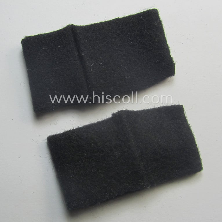 Pair of WH (Heeres) 'Panzer'-related so-called: regimental shoulderstrap-'slip-ons' (ie. 'Schulterstück-Überschuben') as was intended for usage by a: 'Soldat des Panzer-Regiments o. Abtgs. 100'