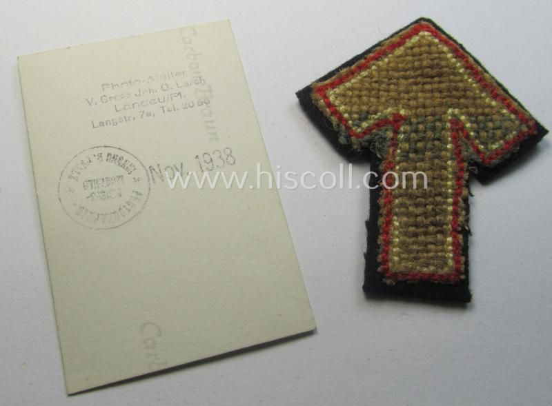 Superb - and exceedingly rarely found! - multi-coloured, N.S.D.A.P.-related arm-patch as was intended for - and truly worn by! - a particant within the: 'RFS' (or: 'Reichs-Führer-Schule') and that comes with an accompanying photo of the bearer
