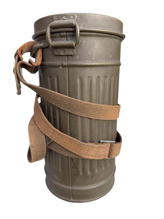Short Gasmasker in Canister