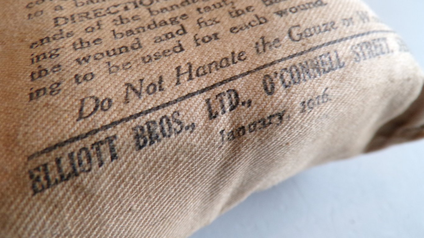 WW1 Australian Field dressing