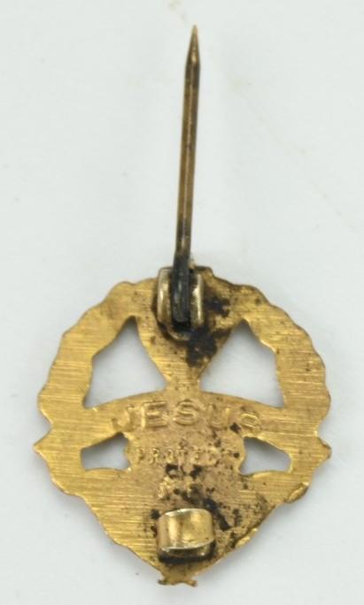 US WW2 Patriotic Lapel Pin