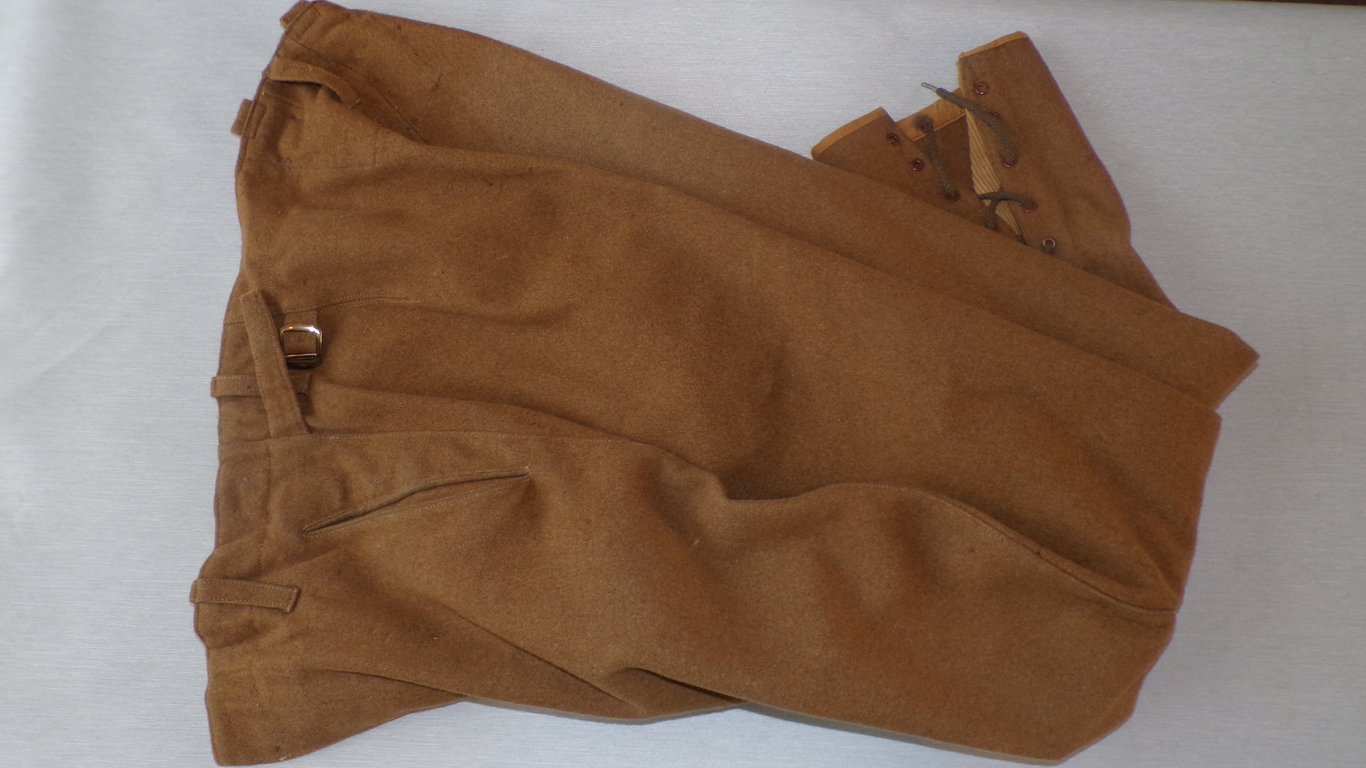 Complete uniform of an S.A man Part 2