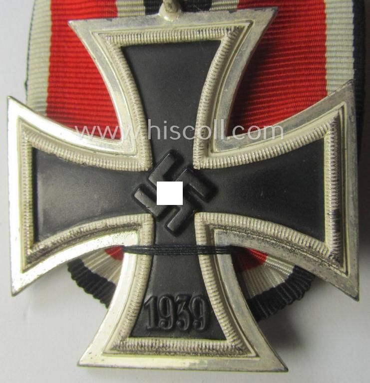 'Einzelspange' (ie. single-pieced medal-bar) showing an Iron Cross 2nd class (or: 'Eisernes Kreuz 2. Klasse')