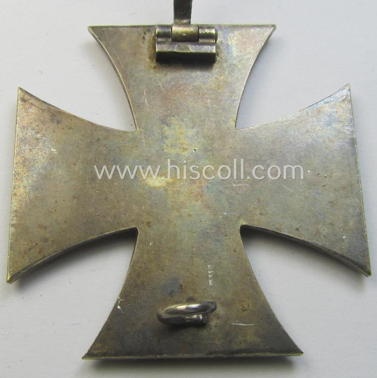 'Eisernes Kreuz 1. Klasse' (ie. Iron Cross 1st class) being an (I deem) early-war-period-produced (albeit non-maker-marked) example by 'K&Q' that comes complete in its specific etui