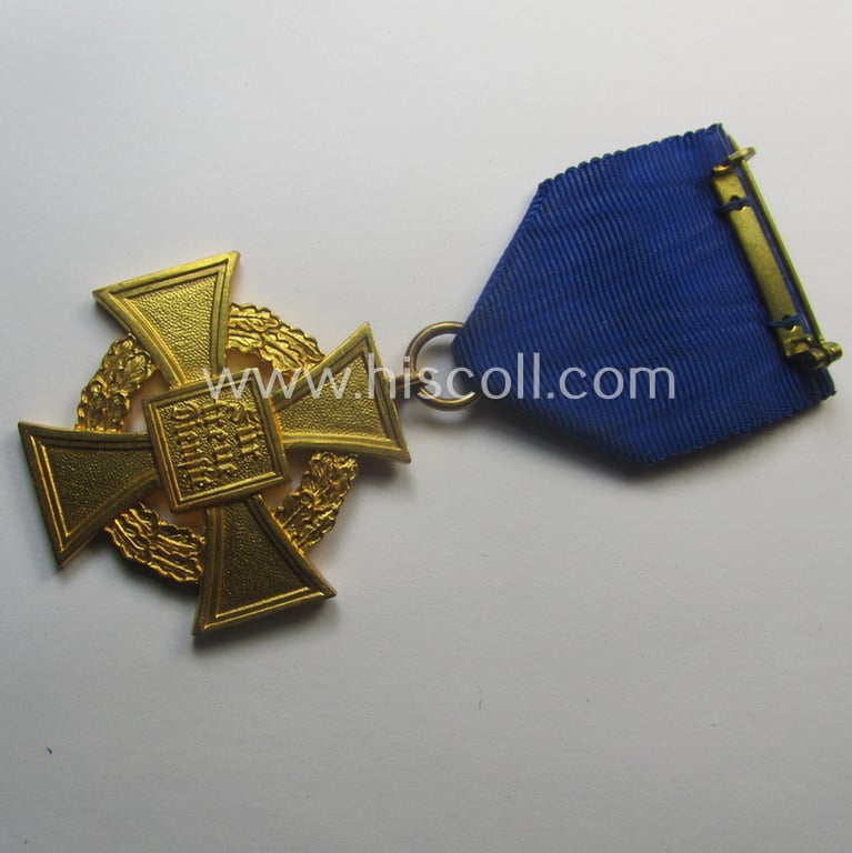 'Treuedienst Ehrenzeichen 1. Klasse' (or: golden-class, civil loyal-service-medal as was intended for 40 yrs. of loyal service) being a nicely preserved and non-marked specimen