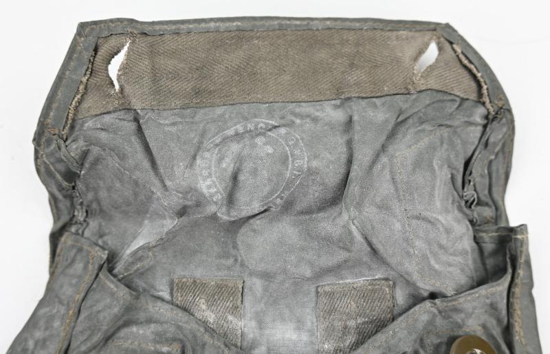 German WH M31 Gascape Pouch